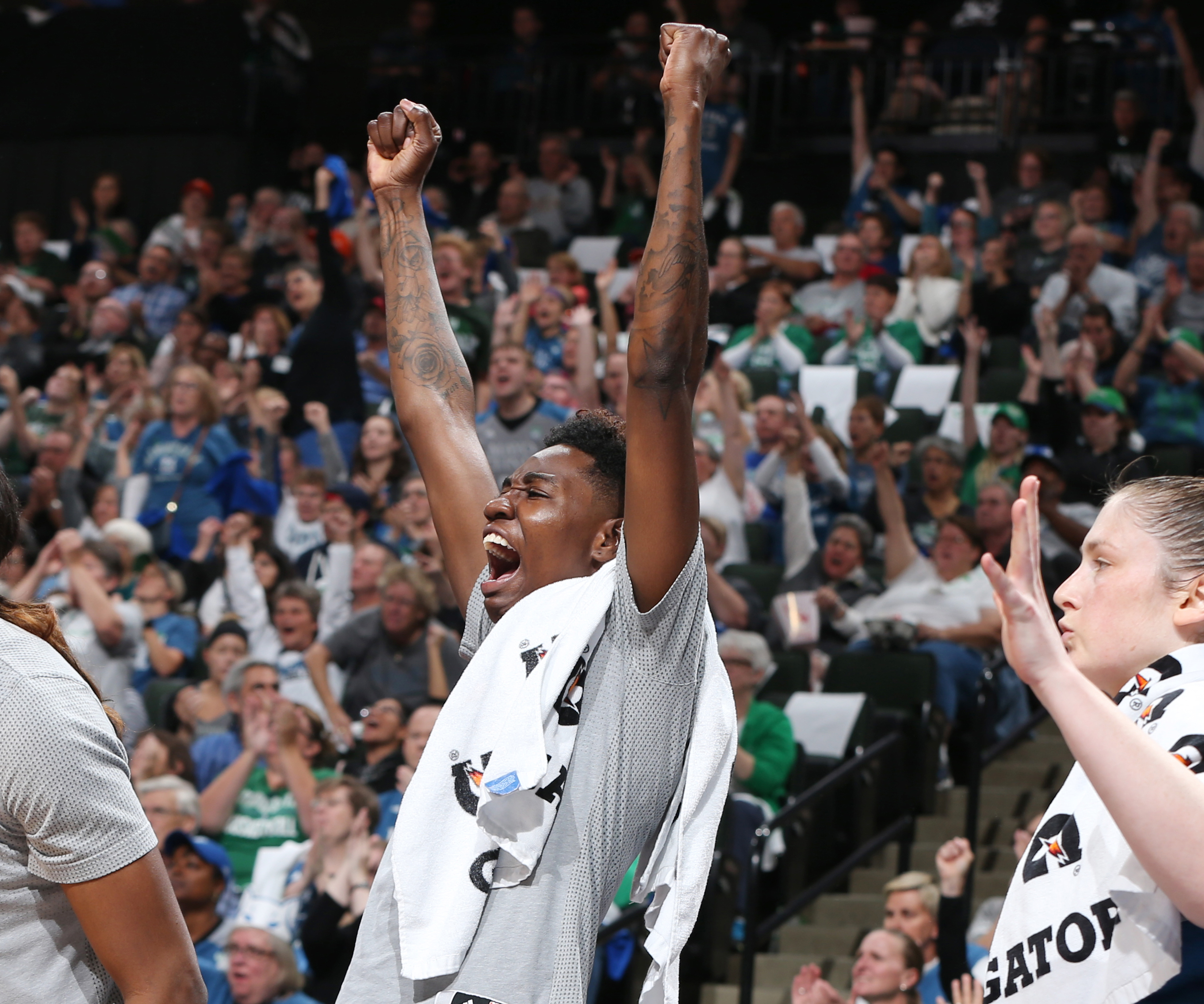 Lynx Put A Stop To The Mercury's Hot Streak, Jump To 1-0 Series Lead